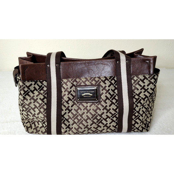 Tommy Hilfiger Womens Handbag Purse Tan Brown Letter Pattern Leather Accents - Picture 2 of 13
